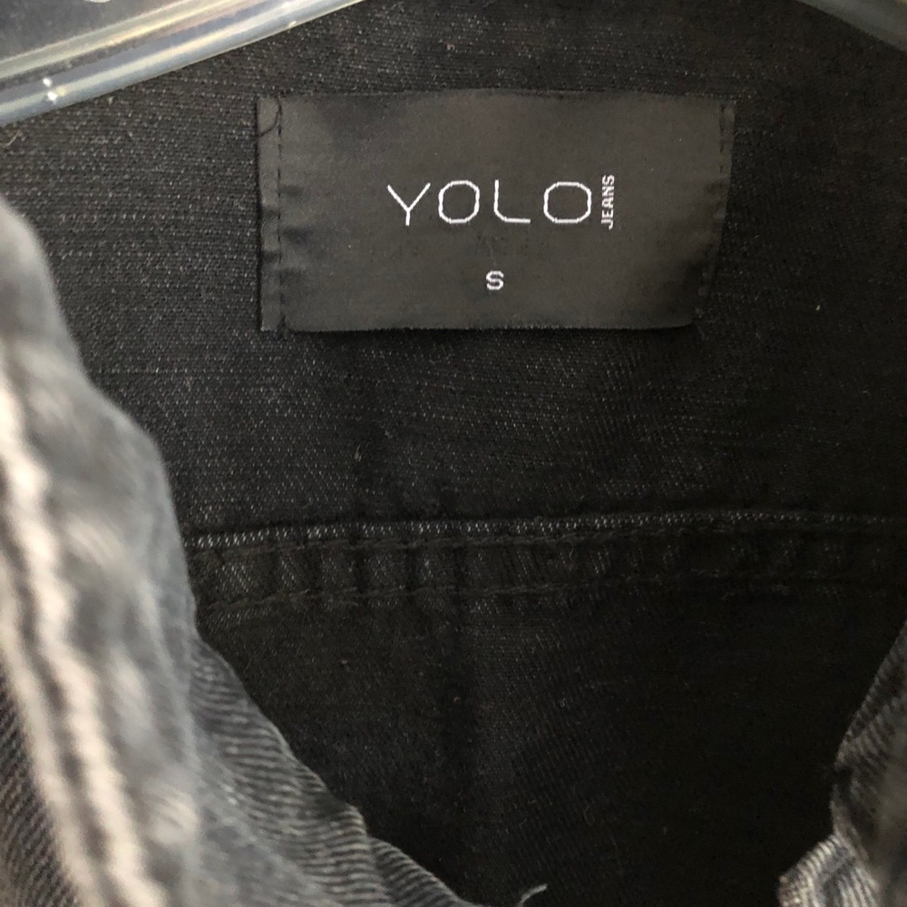 Cropped Denim Jacket - Picture 3 of 4